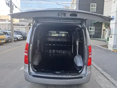 Hyundai Starex 2021, 98411 км, за 14990000 KRW - фото 17