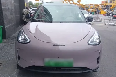 Geely Galaxy Geome 2025, 12800 км, за 87087.29 CNY