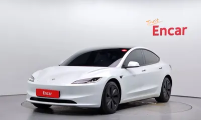 Tesla Model 3 · 2024 год