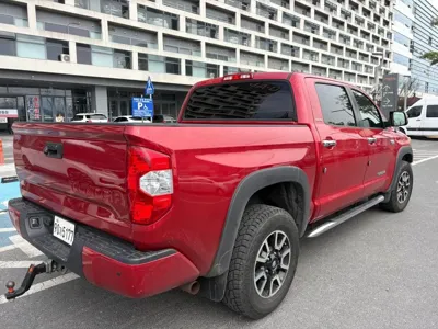 Toyota Tundra 2014, 160000 км, за 33000000 KRW