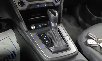 Hyundai Avante 2018, 64254 км, за 12600000 KRW - фото 9
