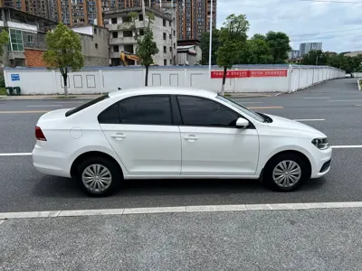Volkswagen Santana 2018, 58000 км, за 25800 CNY - фото 13