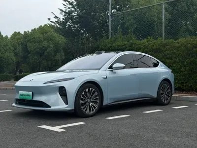Nio ET5 · 2023 год