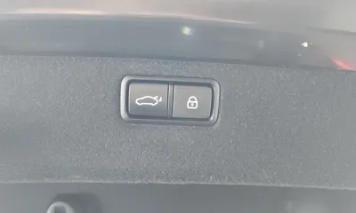 Hyundai Genesis 2016, 176105 км, за 8700000 KRW - фото 18
