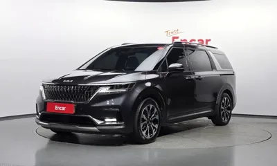 Kia Canival · 2023 год