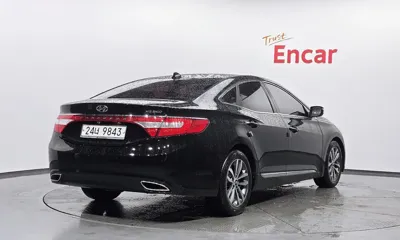 Hyundai Grandeur 2011, 213877 км, за 2990000 KRW