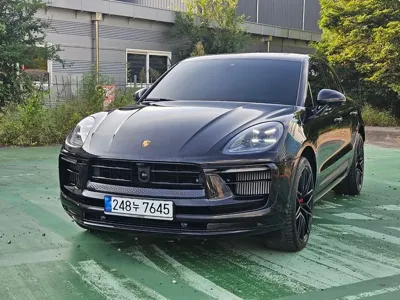 Porsche Macan 2023, 8866 км, за 88990000 KRW