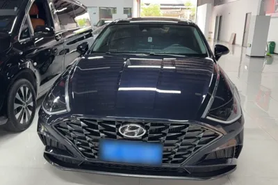 Hyundai Sonata 2020, 74200 км, за 77442.47 CNY
