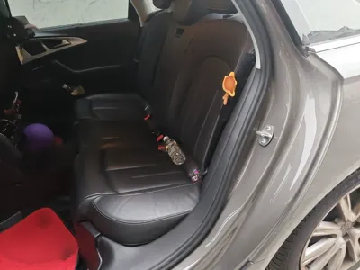 Audi A6L 2018, 133300 км, за 99508.67 CNY - фото 18