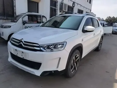 Citroen C3-XR 2015, 120800 км, за 23000 CNY