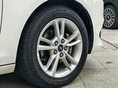 Ford Escort 2020, 60000 км, за 33800 CNY - фото 14
