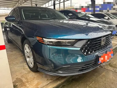Honda Accord 2023, 60000 км, за 103800 CNY