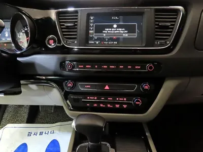 Kia Canival 2018, 84538 км, за 12900000 KRW - фото 11