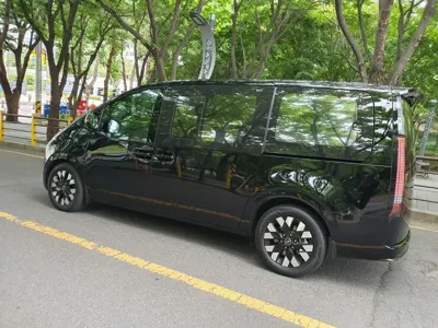 Hyundai Staria · 2025 год