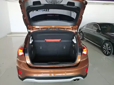Ford Focus Active 2020, 59500 км, за 51300 CNY - фото 19
