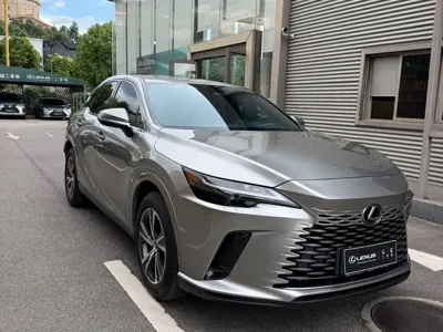 Lexus RX 2025, 6300 км, за 375800 CNY
