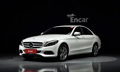 Mercedes-Benz C-Class · 2018 год