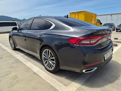Hyundai Grandeur 2018, 68209 км, за 18000000 KRW - фото 2