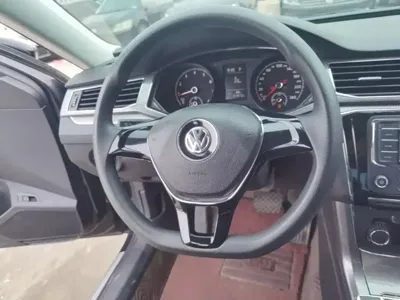 Volkswagen Passat 2019, 154800 км, за 48600 CNY - фото 11