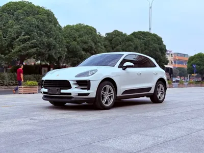 Porsche Macan · 2019 год