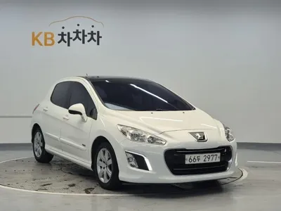 Peugeot 308 · 2014 год