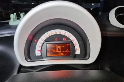 Smart Fortwo 2018, 32500 км, за 55209.99 CNY - фото 11