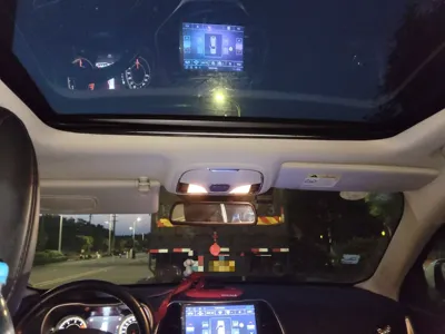 Jeep Cherokee 2016, 64600 км, за 41256.88 CNY - фото 19