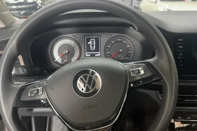 Volkswagen Lavida 2021, 20800 км, за 81922.97 CNY