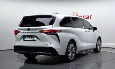 Toyota Sienna 2022, 29177 км, за 47900000 KRW - фото 2