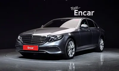 Mercedes-Benz E-Class · 2017 год