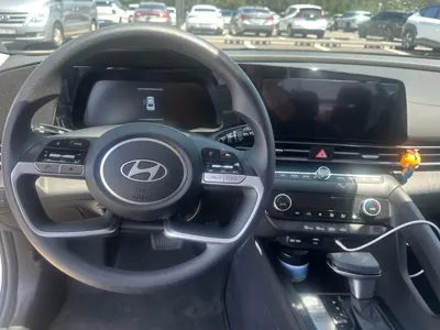 Hyundai Avante 2026, 9036 км, за 20870000 KRW - фото 6