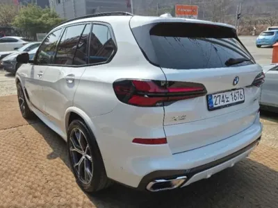 BMW X5 2026, 1050 км, за 76060000 KRW
