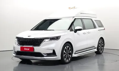 Kia Canival · 2021 год