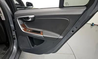Volvo S60 2018, 132621 км, за 7900000 KRW - фото 25