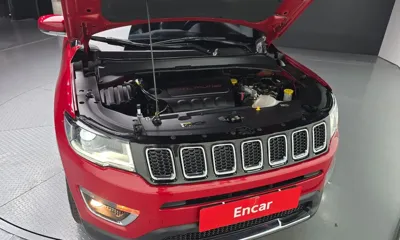 Jeep Compass 2018, 117774 км, за 9500000 KRW - фото 6