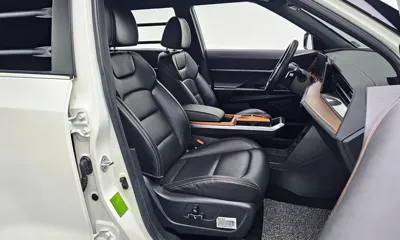 KG_Mobility_Ssangyong Torres 2025, 17864 км, за 22500000 KRW - фото 26