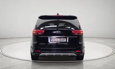 Kia Canival 2019, 77180 км, за 15000000 KRW