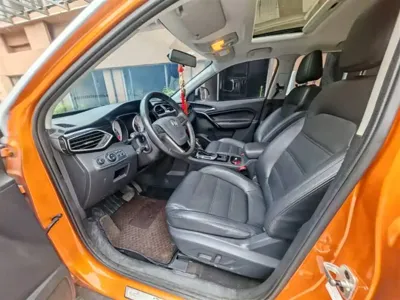 MG MG GS 2017, 110000 км, за 14600 CNY