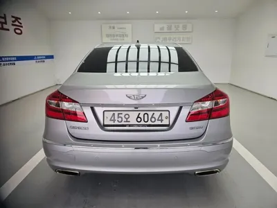 Hyundai Genesis 2013, 96896 км, за 7200000 KRW