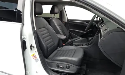 Volkswagen Passat 2018, 116516 км, за 9990000 KRW - фото 10