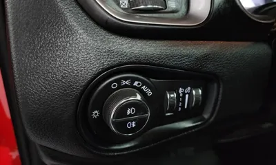 Jeep Renegade 2021, 58502 км, за 18200000 KRW - фото 27
