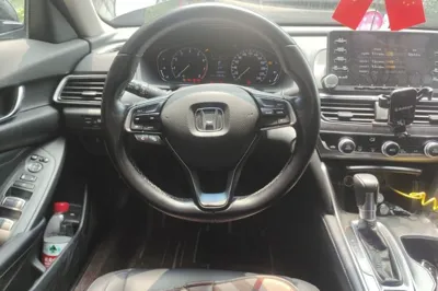 Honda Accord 2018, 106300 км, за 81196.57 CNY - фото 10