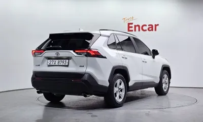 Toyota RAV4 2019, 84768 км, за 27400000 KRW