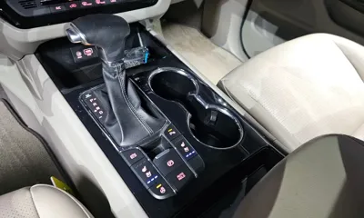 Kia Canival 2019, 160521 км, за 10600000 KRW - фото 9