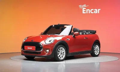 MINI Cooper Convertible · 2018 год