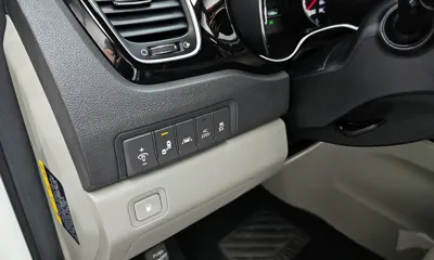 Kia Canival 2018, 71028 км, за 15200000 KRW - фото 17