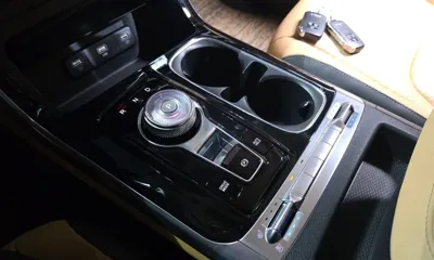 Kia Canival 2023, 71105 км, за 25200000 KRW - фото 9
