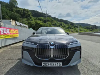 BMW 7-Series 2023, 42052 км, за 107000000 KRW