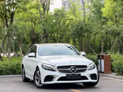 Mercedes-Benz C-Class 2020, 80000 км, за 113800 CNY