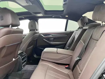 BMW 5 Series 2021, 75000 км, за 181800 CNY - фото 9